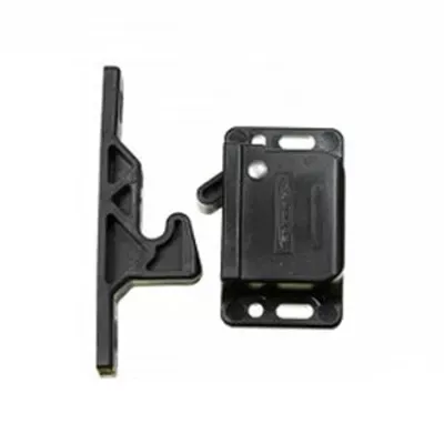 Wilbur Curtis Door Latch Side Mount Assembly
